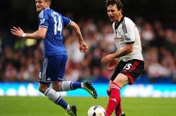 爱游戏官方入口-包含欧国联战术博弈激烈，球员拼尽全力拼搏的词条