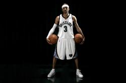 爱游戏在线-西决生死战之夜，卡瓦哈尔全程高能输出，一场定义传奇的防守艺术