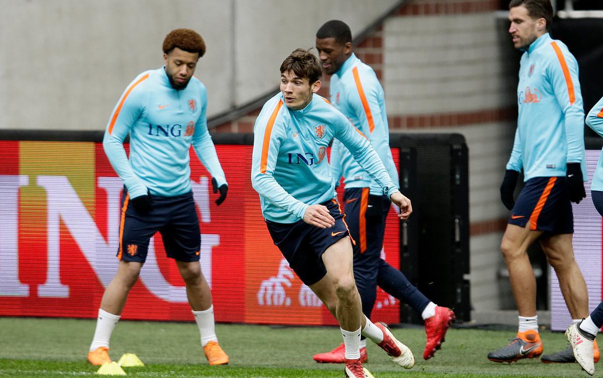 荷兰将迎战意大利，两队实力均势待揭晓的简单介绍