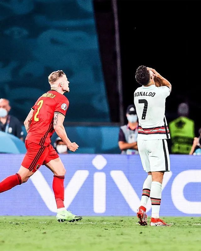 葡萄牙翻盘希腊，库尔图瓦带队取胜