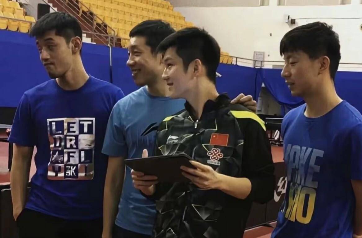 关于波兰乒乓球队绝地反击英国乒乓球队，许昕统治全场的信息