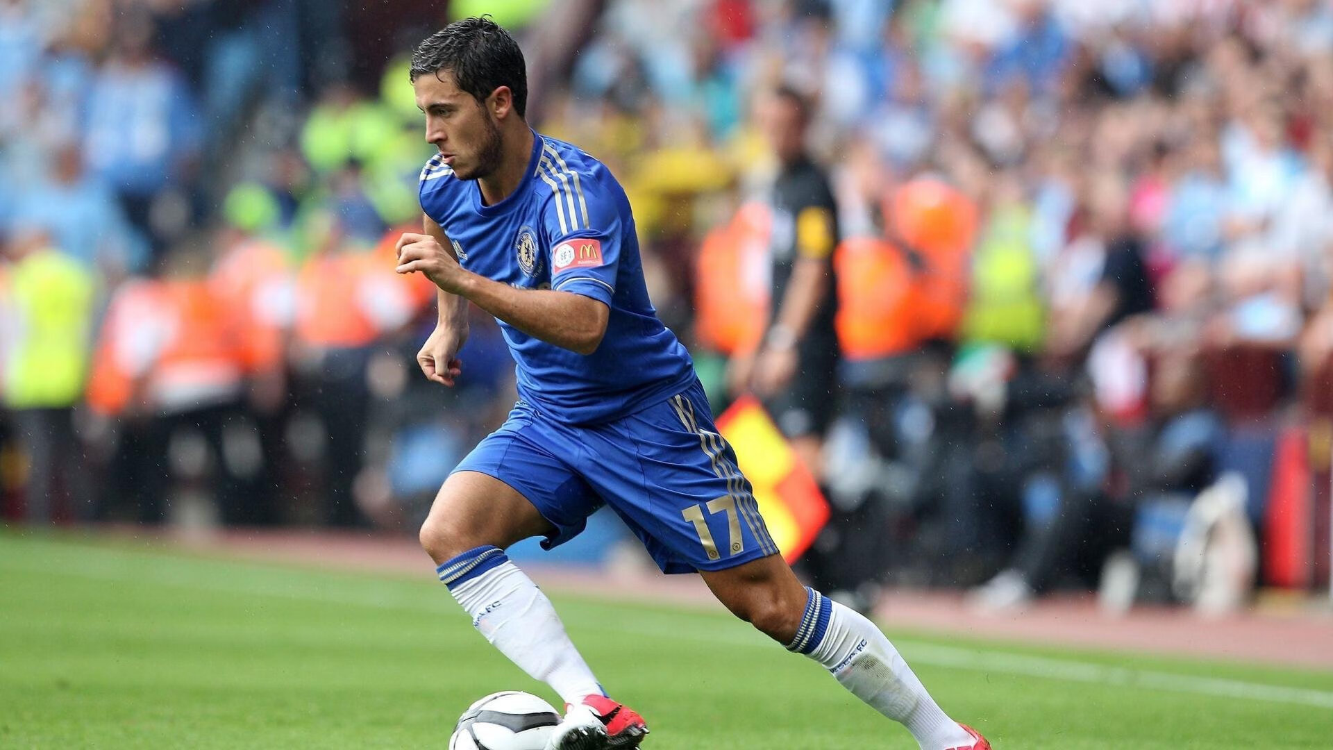 绝境逢生!武切维奇关键三分助深圳队险胜北京队