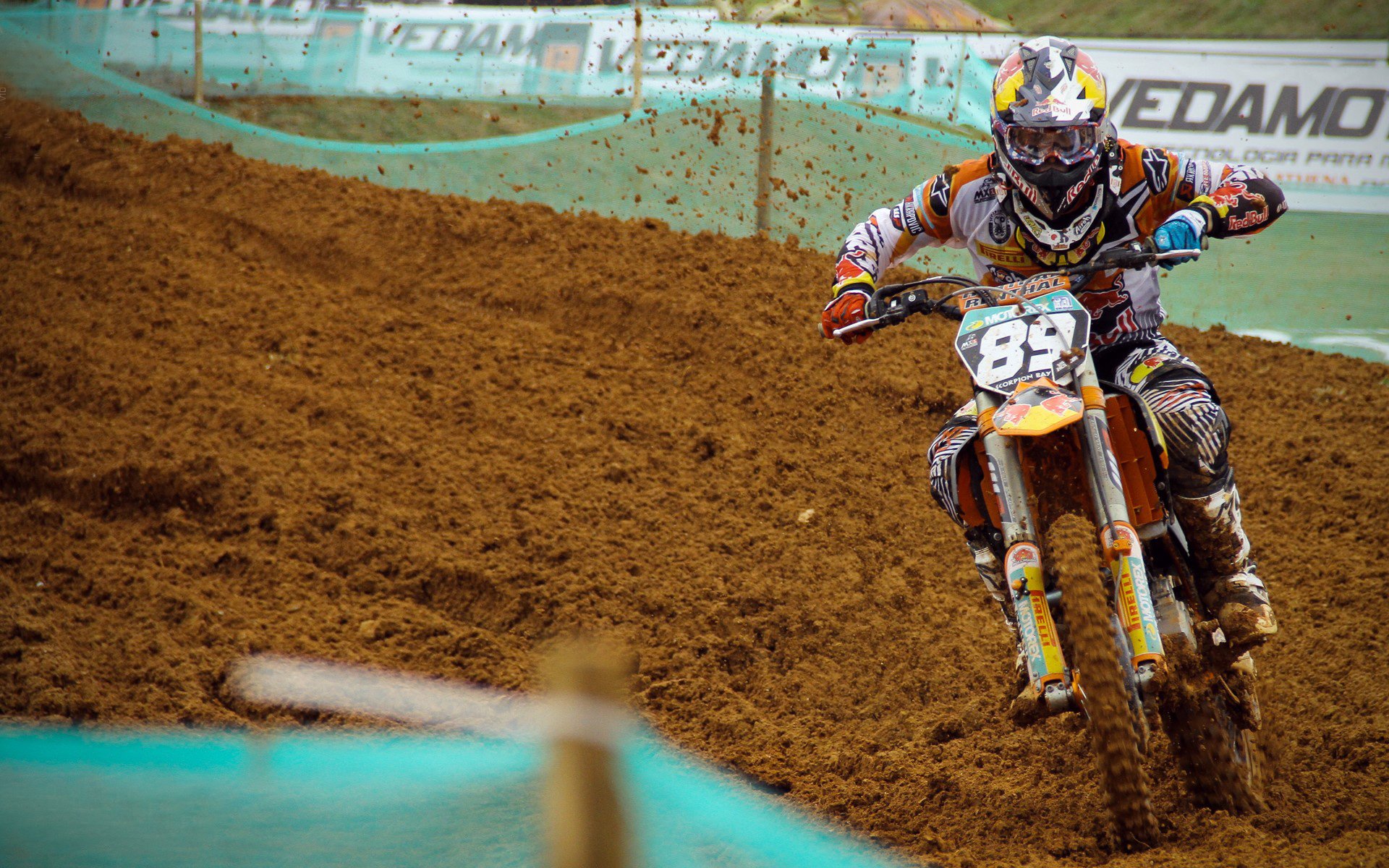 鏖战东瀛，莫德里奇连续得分拉开差距，皇马力克比利亚雷亚尔