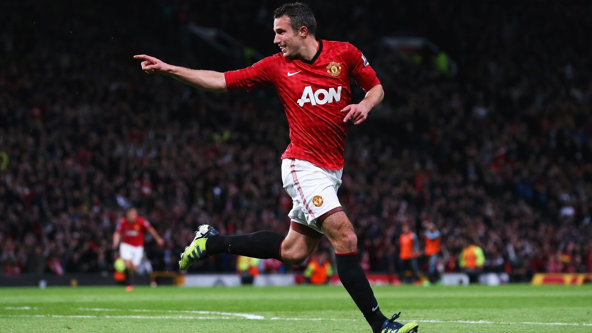 赛道上的艺术，阿斯顿马丁完胜雷诺，勒克莱尔统治全场