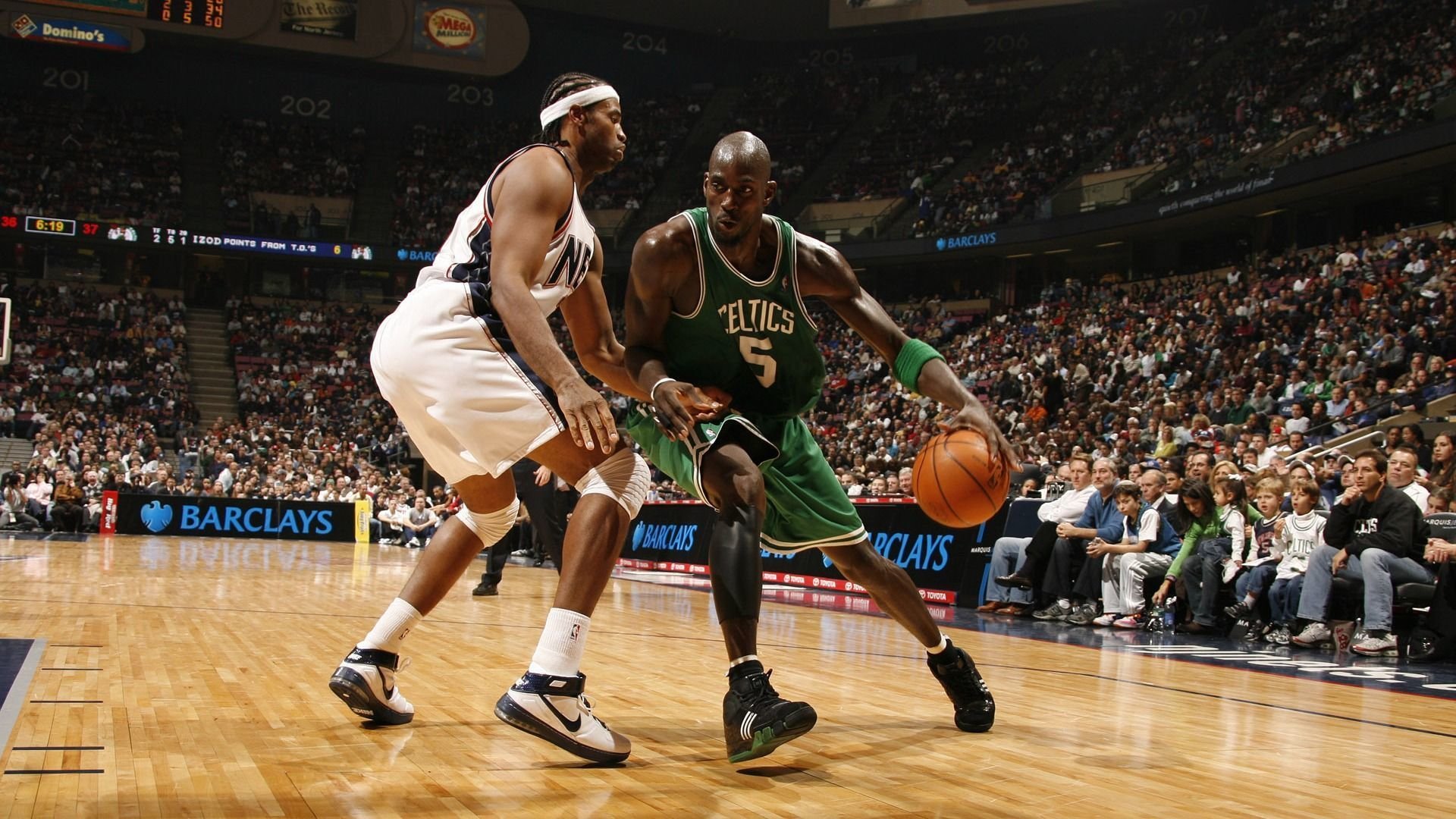 逆转之夜，当国家德比的硝烟，遇见灰熊的钢铁心跳